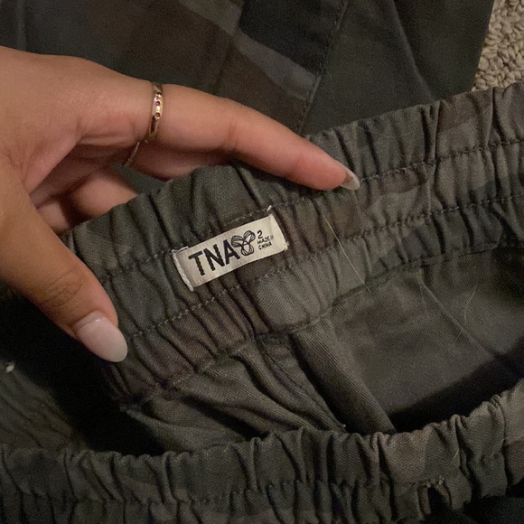 TNA camo cargos - Picture 2 of 3